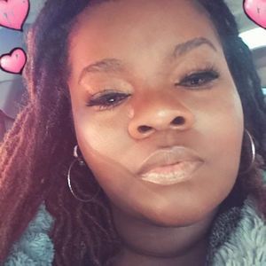 Meet your Posher, Nikki